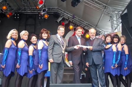 Foto von der Staffelübergabe Aurich an Duderstadt