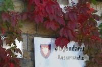 Aussenstelle Jugendamt (Hinweisschild)