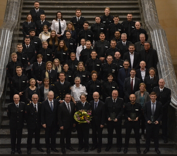 Teilnehmende der Polizei-Sportlerehrung 2019 (Quelle: PD Hannover, Pressestelle)