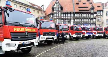 Fronansichten der neuen Löschfahrzeuge