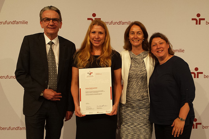 LPP Uwe Binias, Jennifer Uhl, Dr. Katarina Barley und Dr. Susanne Graf