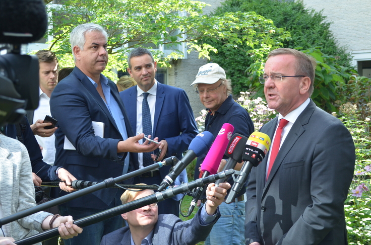 Pressekonferenz zum Thema Cybersicherheit